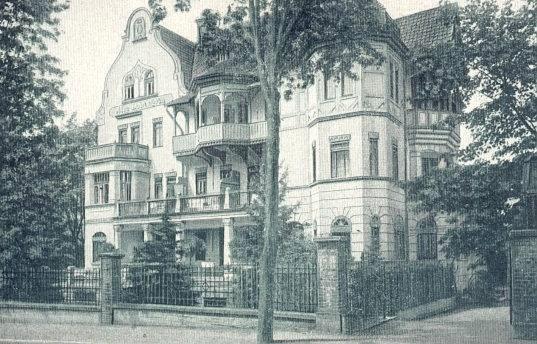 Hotel Amalia Kudowa Zdroj Luaran gambar
