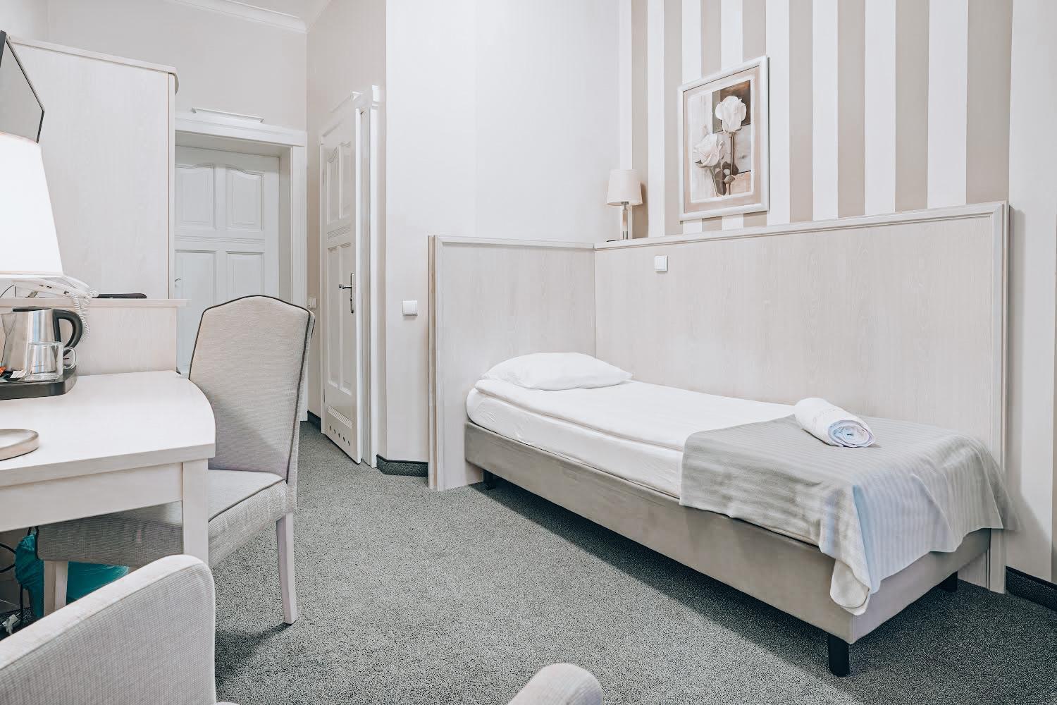 Hotel Amalia Kudowa Zdroj Luaran gambar